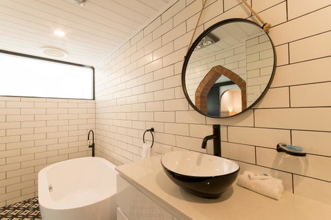 The Manor Basket Range - Accommodation NSW 2