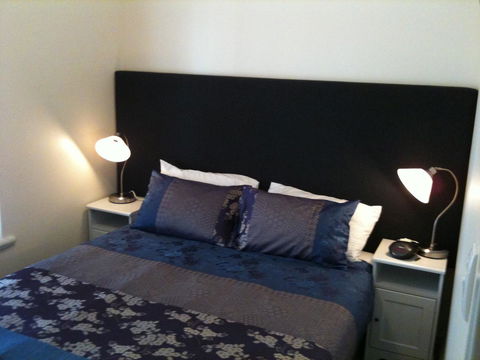 Adelaide - Semaphore Beach Front - Accommodation NSW 16
