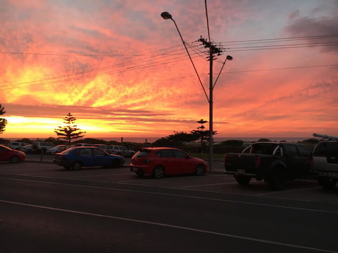 Adelaide - Semaphore Beach Front - Accommodation NSW 5