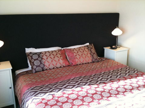 Adelaide - Semaphore Beach Front - Accommodation NSW 12