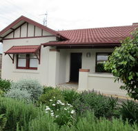 Mataro Cottage - Accommodation NSW