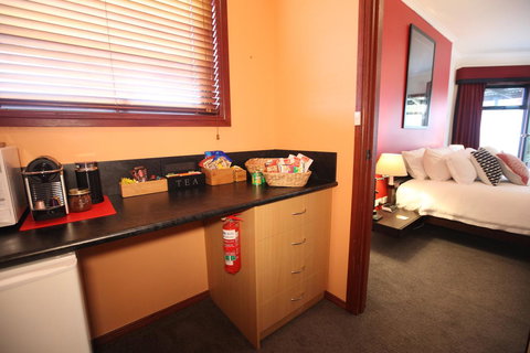 Wine And Roses Bed And Breakfast - Accommodation NSW 32