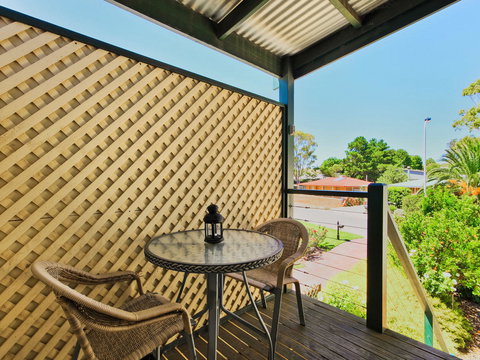 Wine And Roses Bed And Breakfast - Accommodation NSW 12