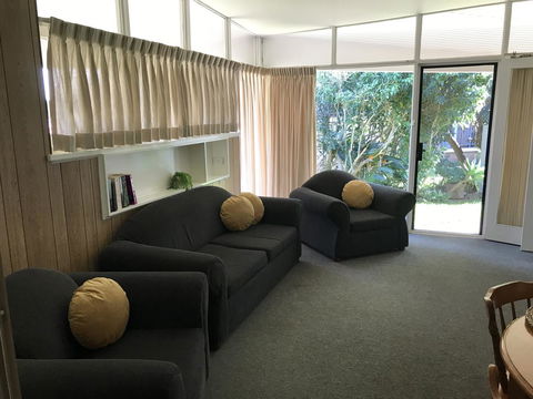 OCEAN BREEZE MOTEL - Accommodation NSW 12