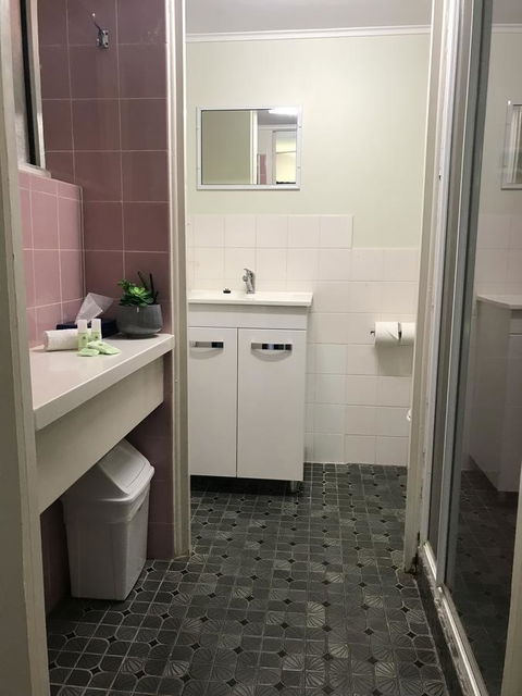 OCEAN BREEZE MOTEL - Accommodation NSW 14