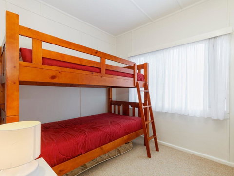 Wyvern - Accommodation NSW 6
