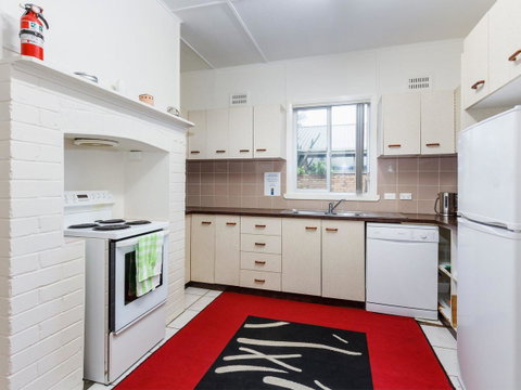 Wyvern - Accommodation NSW 2
