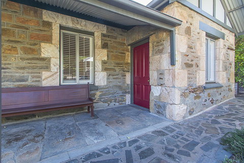 Stoneleigh Cottage Bed And Breakfast - Accommodation NSW 13