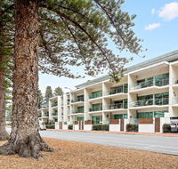 Breeze Beachfront Apartments - Accommodation NSW