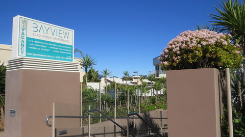 Bayview Beachfront Apartments, In Town Right On The Beach - Accommodation NSW 16