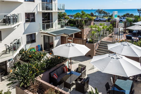 Bayview Beachfront Apartments, In Town Right On The Beach - Accommodation NSW 22