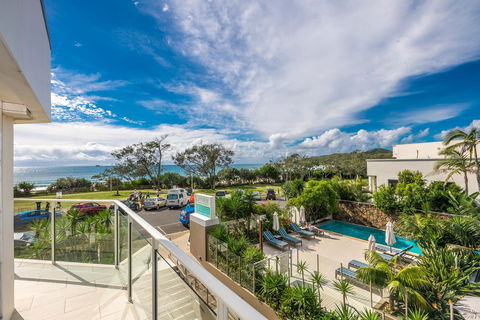 Bayview Beachfront Apartments, In Town Right On The Beach - Accommodation NSW 10