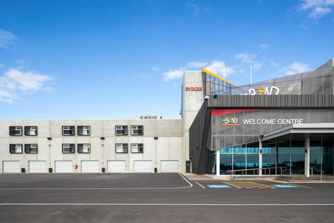 Rydges Pit Lane - Accommodation NSW 19
