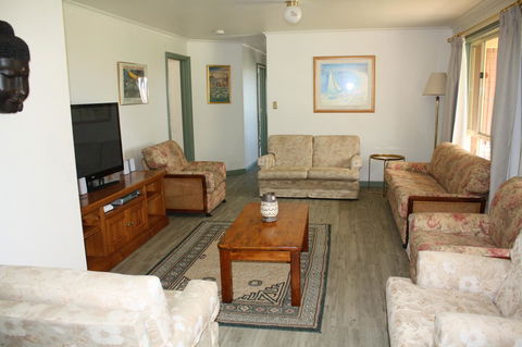 Maslin Beach House - Accommodation NSW 8