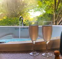 Adelaide Hills Retreats - Accommodation NSW