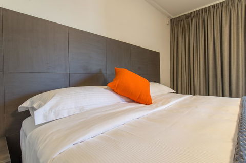 Mick O\'Sheas - Accommodation NSW 30