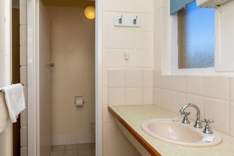 Blue Seas Motel - Accommodation NSW 9