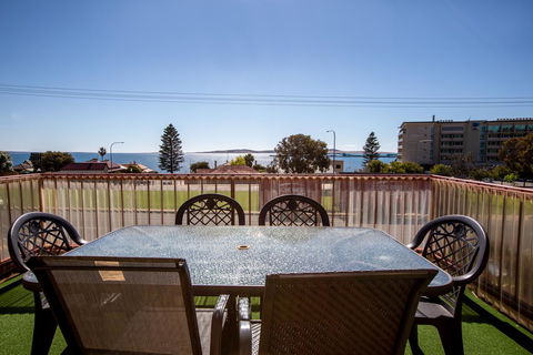 Blue Seas Motel - Accommodation NSW 7
