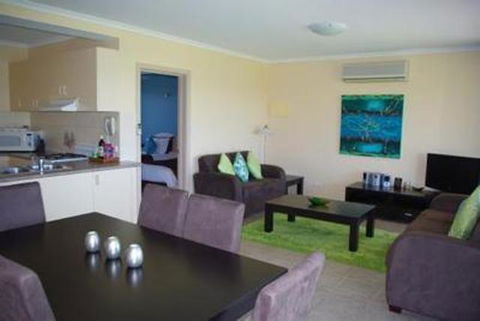 Lakeview Motel And Apartments - Accommodation NSW 30