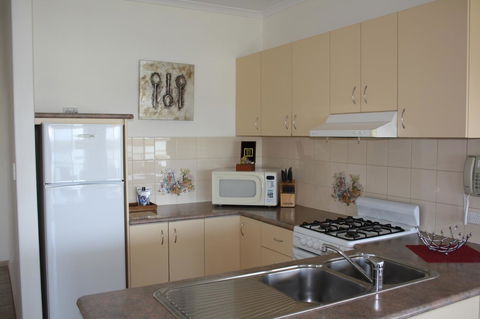 Lakeview Motel And Apartments - Accommodation NSW 8