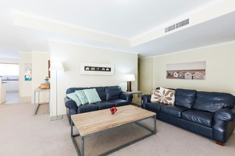 Ramada Resort By Wyndham Shoal Bay - Accommodation NSW 41