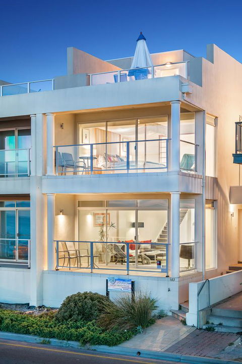 Adelaide Luxury Beach House - Accommodation NSW 19
