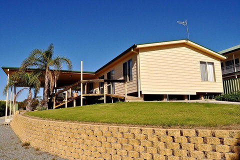 Baywatch - Accommodation NSW 14
