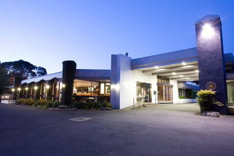 The Commodore - Accommodation NSW 1