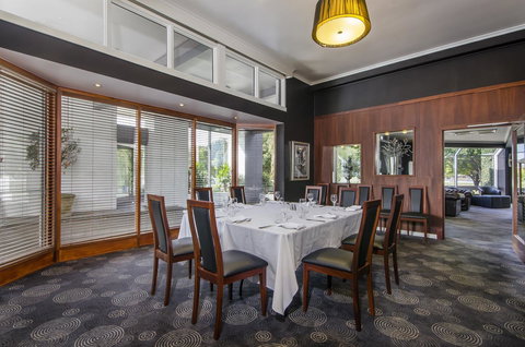 The Commodore - Accommodation NSW 4