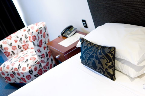 The Commodore - Accommodation NSW 34