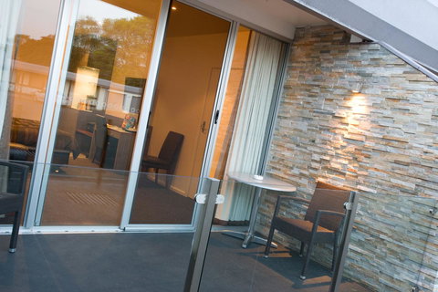 The Commodore - Accommodation NSW 25