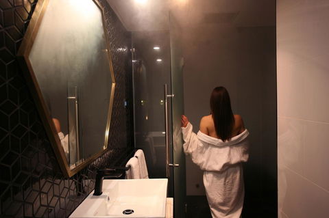 Ellen Hotel - Accommodation NSW 6