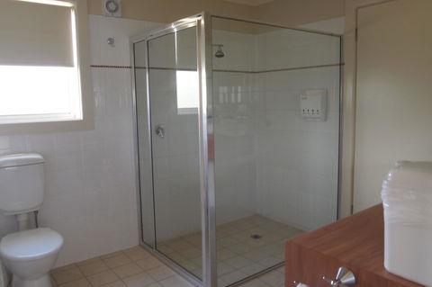 Alexander Cameron Suites - Accommodation NSW 22