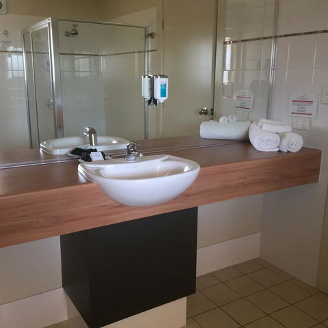 Alexander Cameron Suites - Accommodation NSW 17