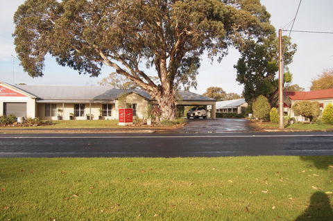 Alexander Cameron Suites - Accommodation NSW 0