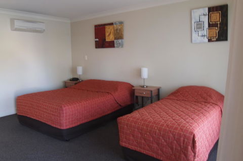 Alexander Cameron Suites - Accommodation NSW 28