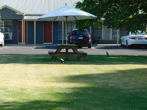 Alexander Cameron Suites - Accommodation NSW 5