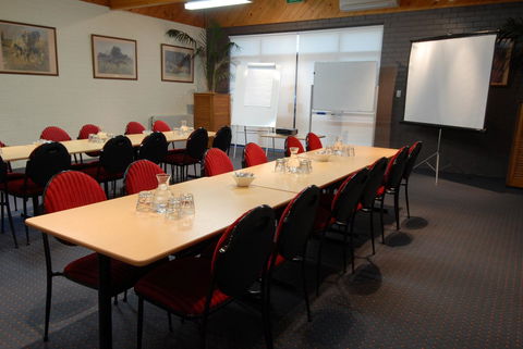 The Wine Vine Hotel - Accommodation NSW 26