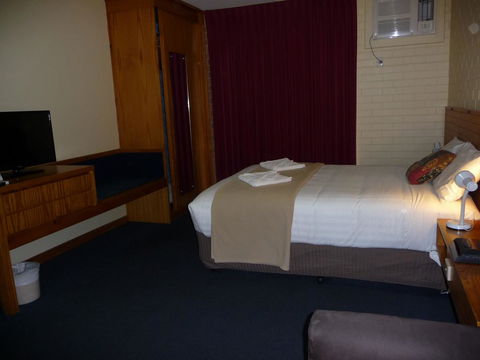 The Wine Vine Hotel - Accommodation NSW 4