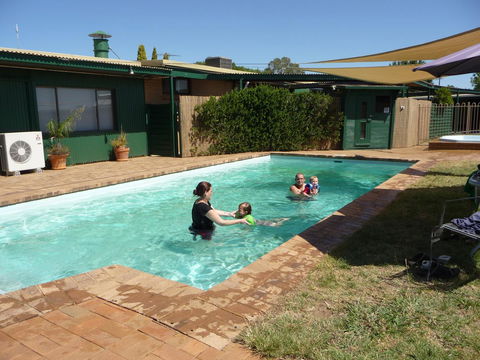 The Wine Vine Hotel - Accommodation NSW 11
