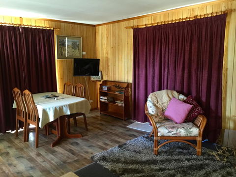 Clare Valley Cabins - Accommodation NSW 3