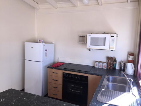 Clare Valley Cabins - Accommodation NSW 23