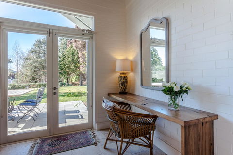 The Folly - Accommodation NSW 3