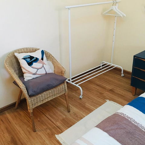 KI Dragonfly Guesthouse - Accommodation NSW 19