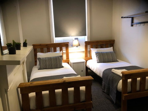 Cornwall Hotel - Accommodation NSW 14