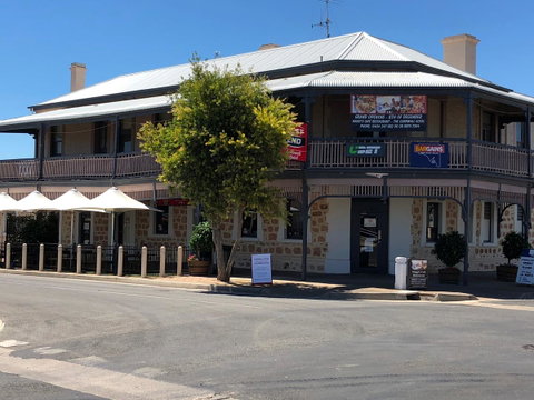 Cornwall Hotel - Accommodation NSW 13