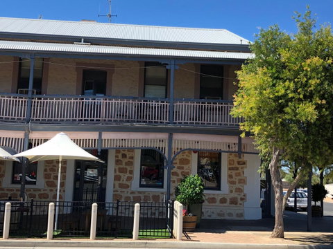 Cornwall Hotel - Accommodation NSW 1