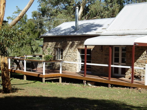 1860 Wine Country Cottages - Accommodation NSW 7