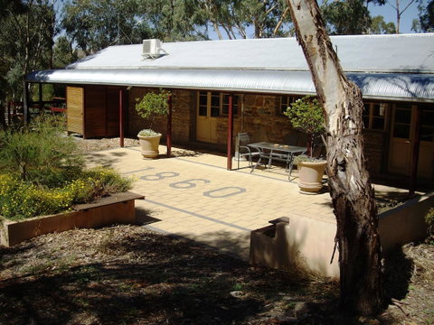 1860 Wine Country Cottages - Accommodation NSW 5