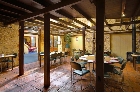 Victoria Hotel Strathalbyn - Accommodation NSW 12